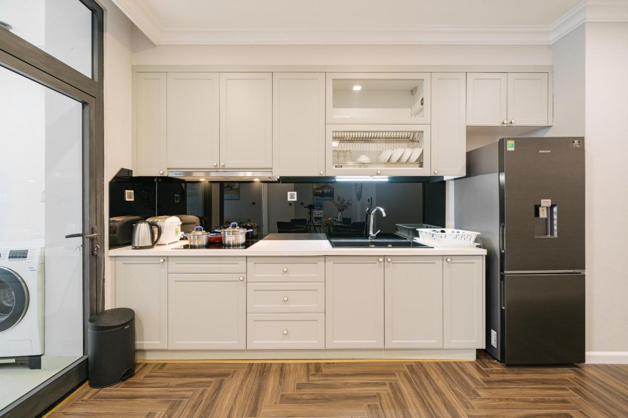 Shendo Vinhomes Metropolis Hanoi Exterior photo